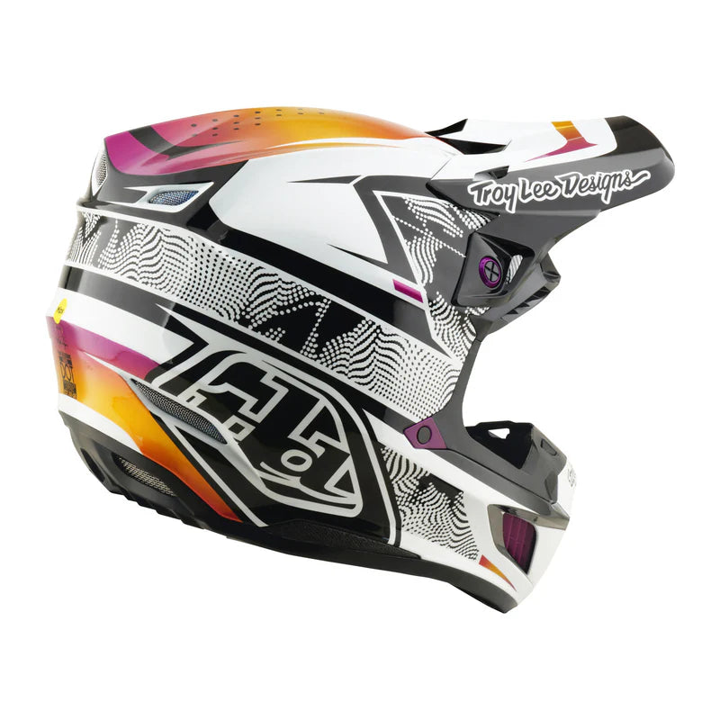 Troy Lee Designs SE5 Composite Helmet Lined up Black